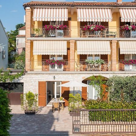 Apartmani Jolly Porec: Blizu Centra I Mora 外观 照片