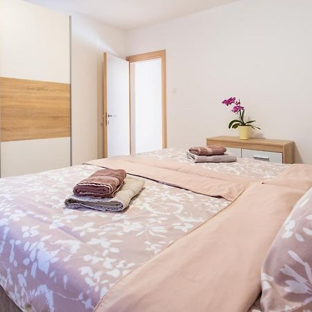 Apartmani Jolly Porec: Blizu Centra I Mora 外观 照片